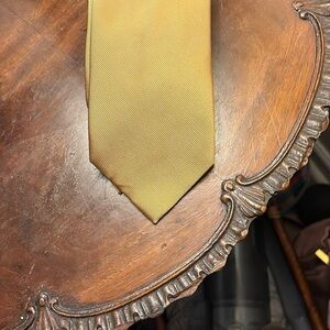 Jos. A. Bank Gold Silk Handmade Tie Accessories Executive Collection